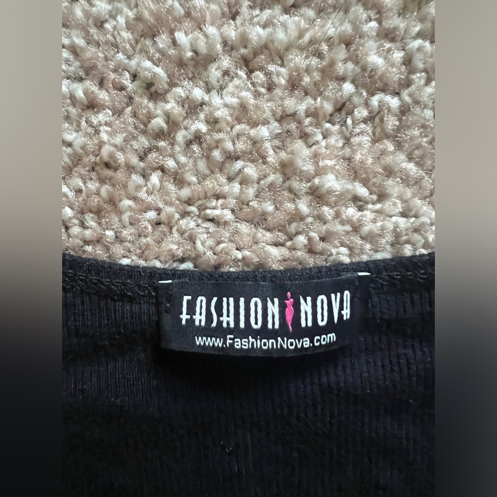 Fashion nova top - Picture 5 of 5